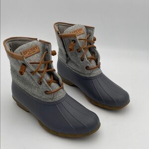 Sperry saltwater Gray and Brown Waterproof Boots women 9 winter outdoor casual